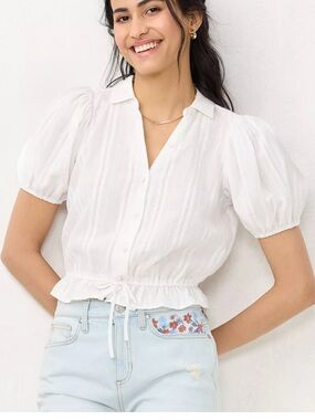 LC Lauren Conrad White 100% cotton Drawstring Peasant Blouse
